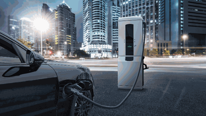  EV charger by Crystal Flash – reliable and smart charging for electric vehicles شاحن سيارات كهربائية من وميض الكريستال – شحن ذكي وموثوق