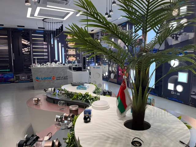 LOOX showroom in Rusayl