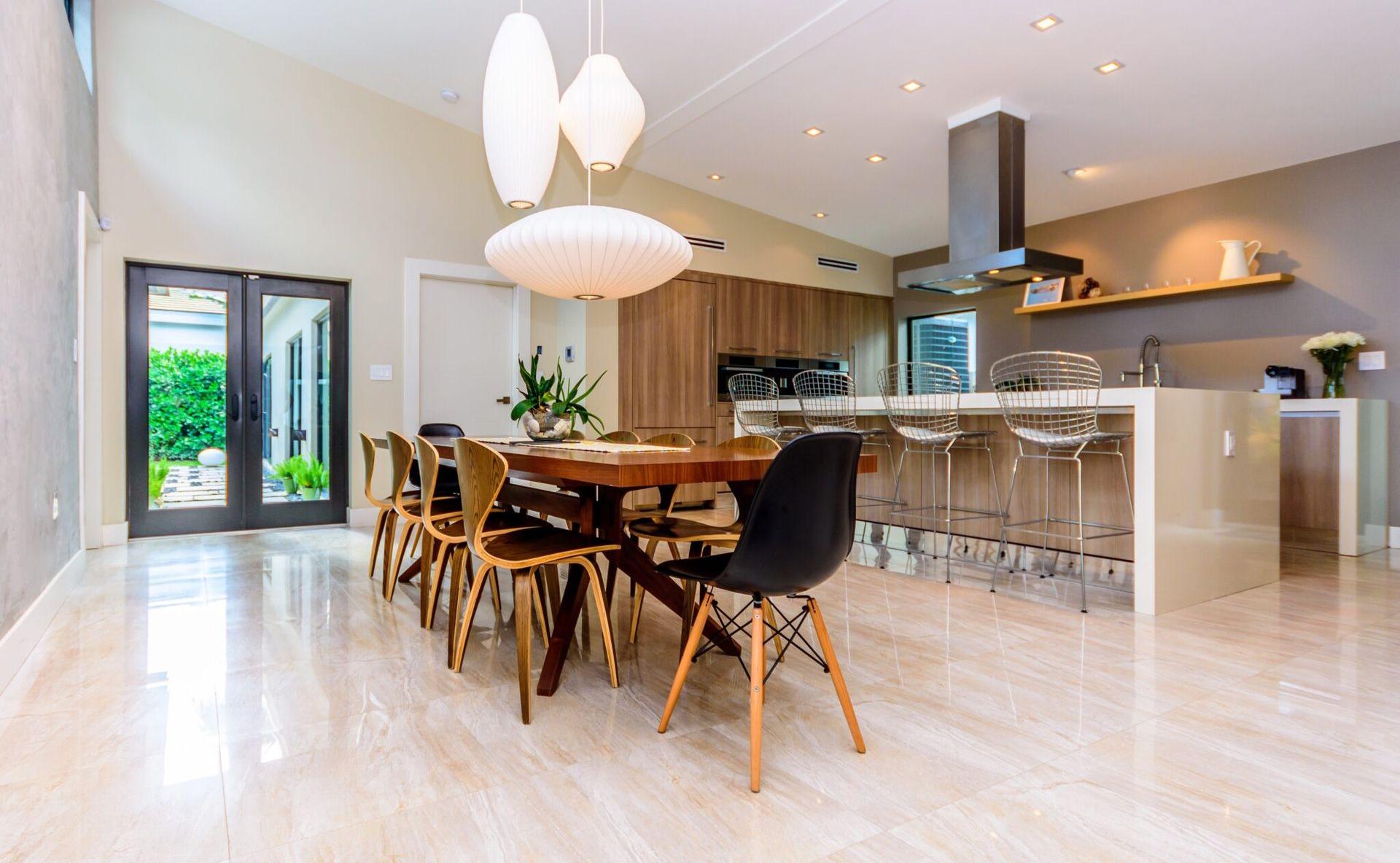 Indoor lights by Crystal Flash – modern lighting for homes and offices إضاءة داخلية من وميض الكريستال – إنارة عصرية للمنازل والمكاتب