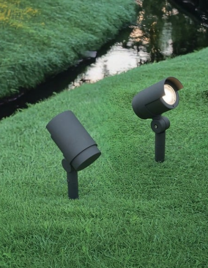 Spike Light 12W 75x117x470mm Loox 