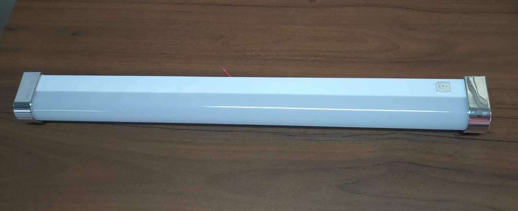 Mirror Light 15W Series Lucenta IP44 Loox 